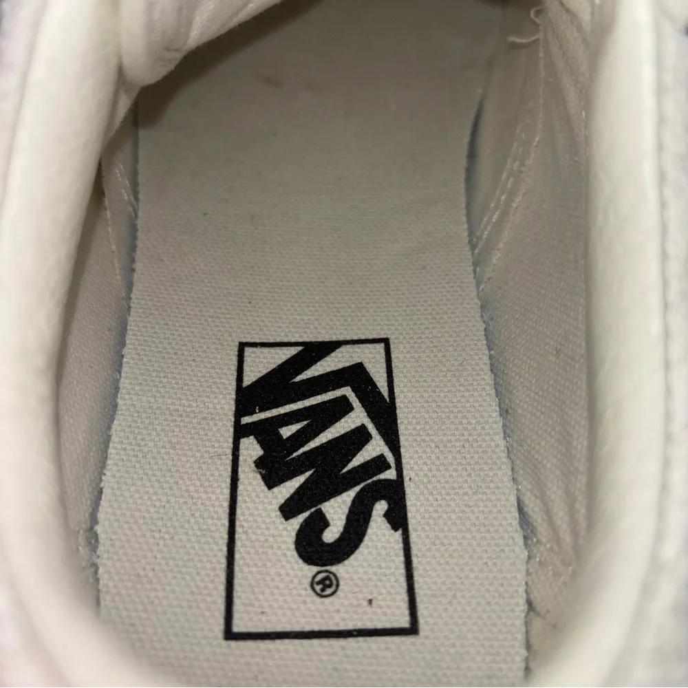 Vans Sneakers Textured Suede Low Top White Limited Edition Lace Up Men’s Size 7